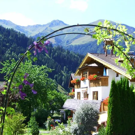 Ferienhaus Reiter Holiday home Rauris